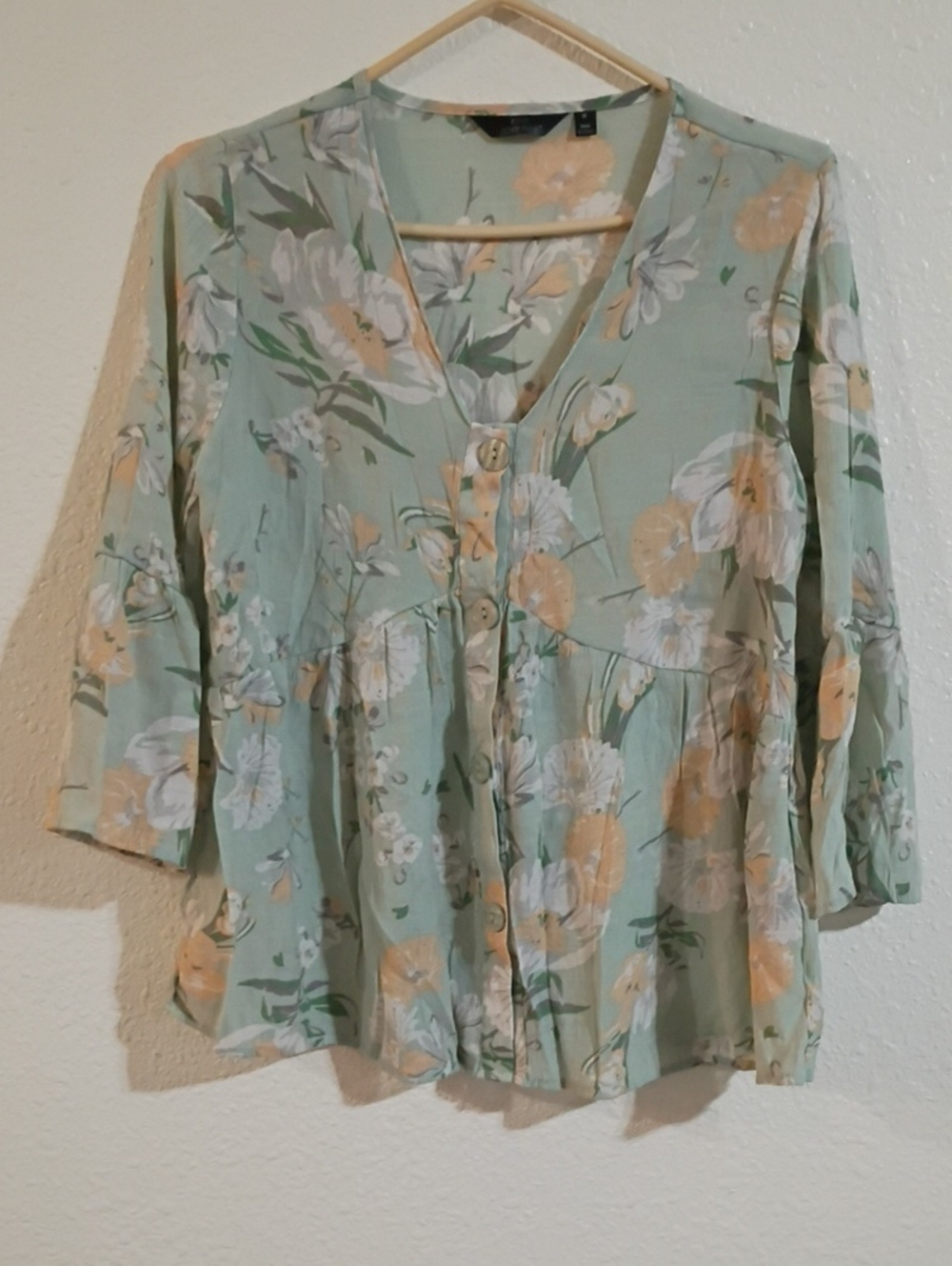 Light Mint Floral Button-Front Blouse with Peach Blooms